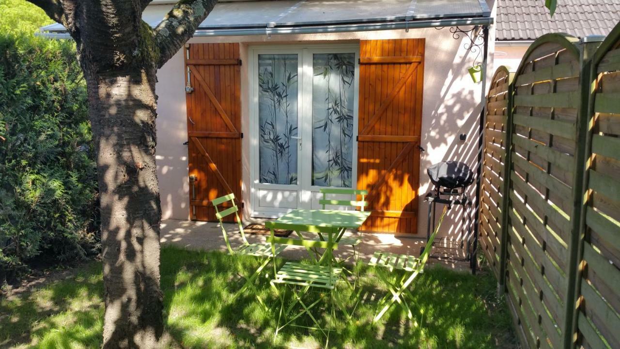 Le Mas Des Loups Arpajon Exterior foto